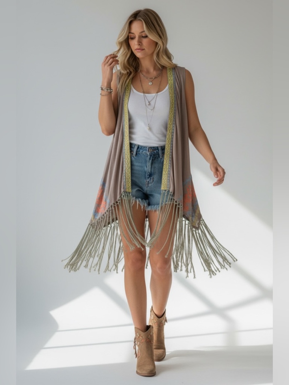 Umgee Boho Fringe Vest NWT Size Small Southwestern Embroidered Duster